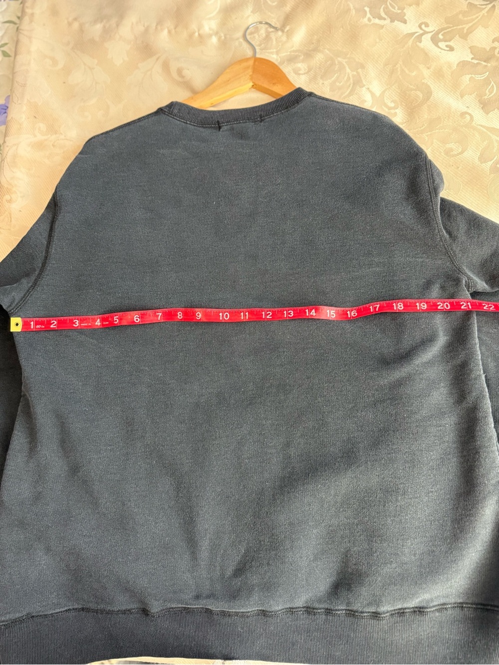 Vintage Club Monaco Navy Blue Crest Sweatshirt Made in Canada Size Small - Picture 3 of 7